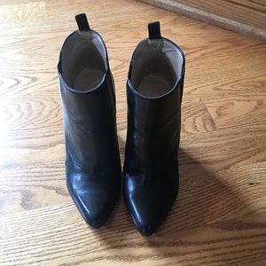 BCBG Max Azria Booties Size 7.5